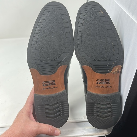 Johnston and Murphy Oxford size 9 1/2 medium - Picture 8 of 8